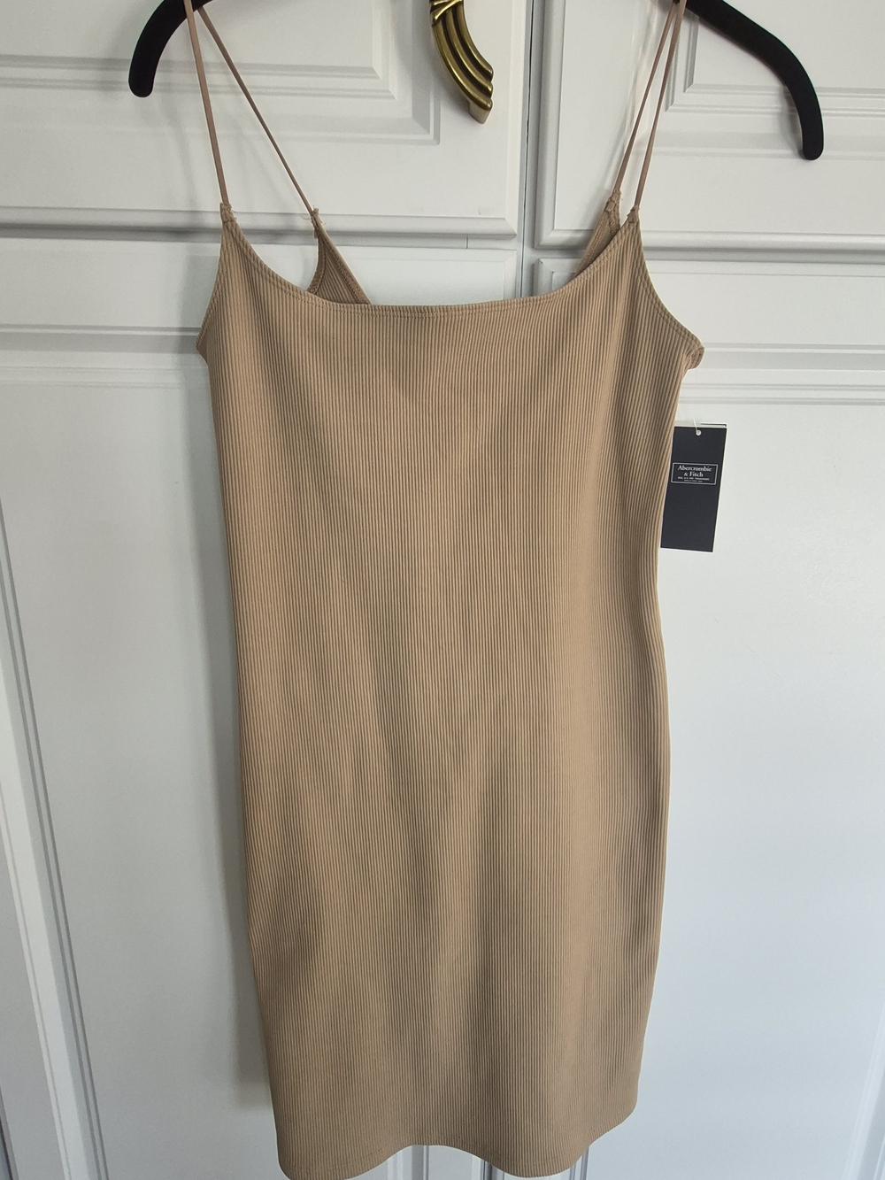 NWT Abercrombie & Fitch Soft Collecytion Ribbed Tank in Beige Medium